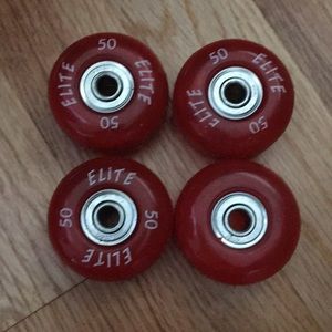 SKATEBOARD WHEELS